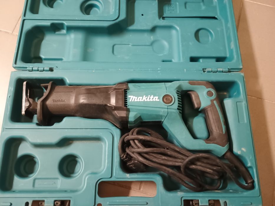 Piła szablasta Makita JR3051TK