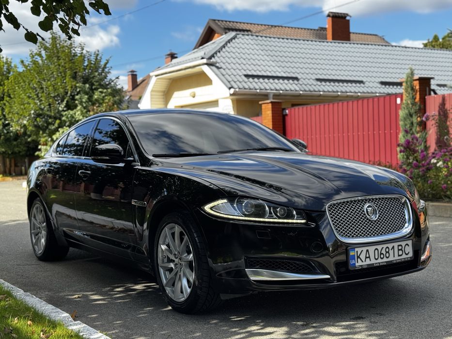Jaguar XF 2013 2.0 Официал 147тыс пробег