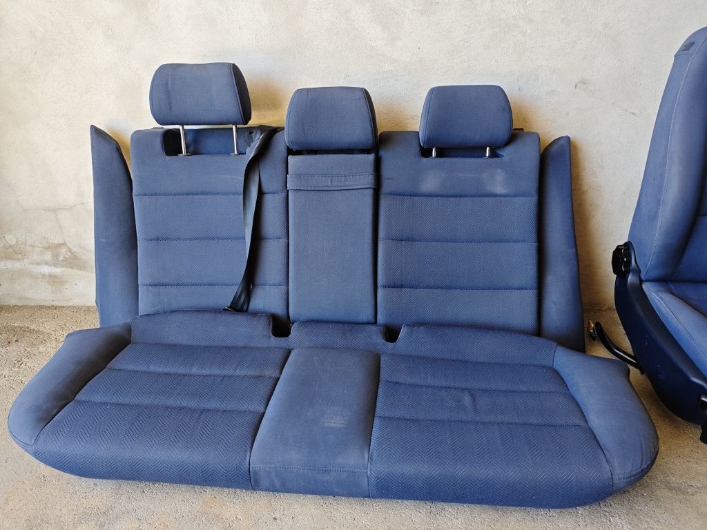 Bancos a4 b5 avant