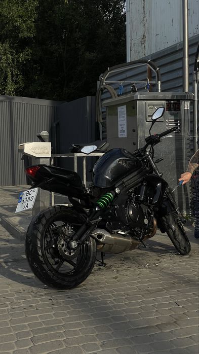 Мотоцикл Kawasaki EX 650 2014 рік
