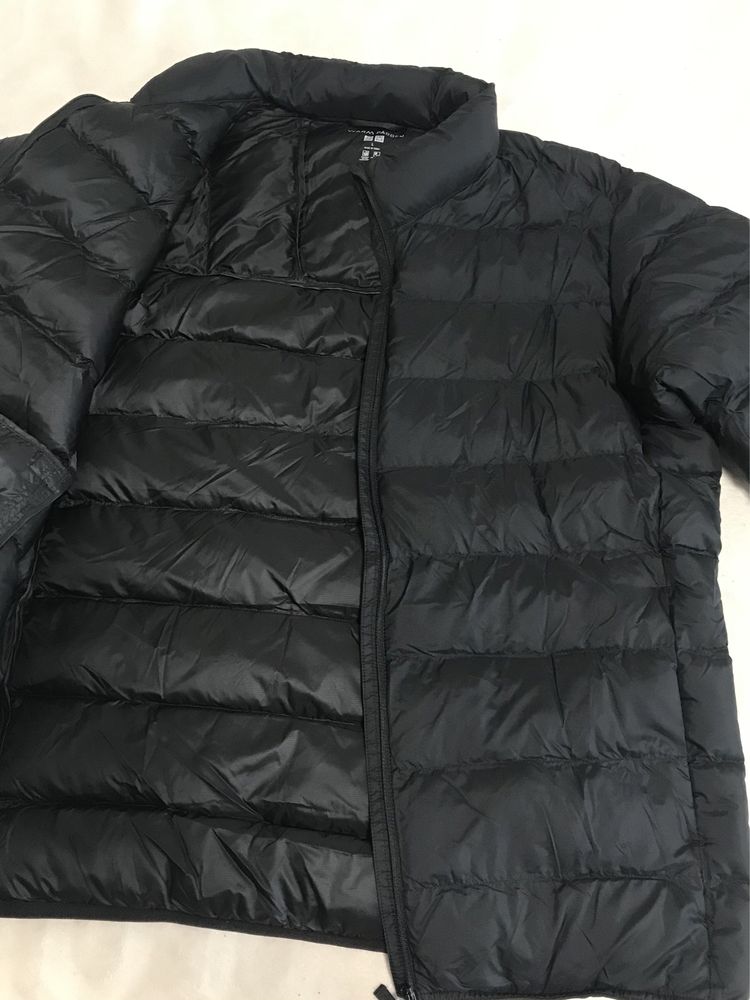 Продам чоловічу пухову куртку Uniqlo
