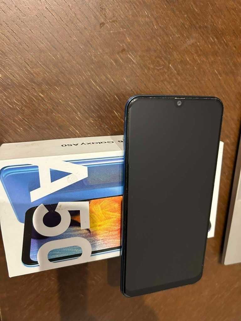 Samsung Galaxy A50 niebieski bardzo dobry stan