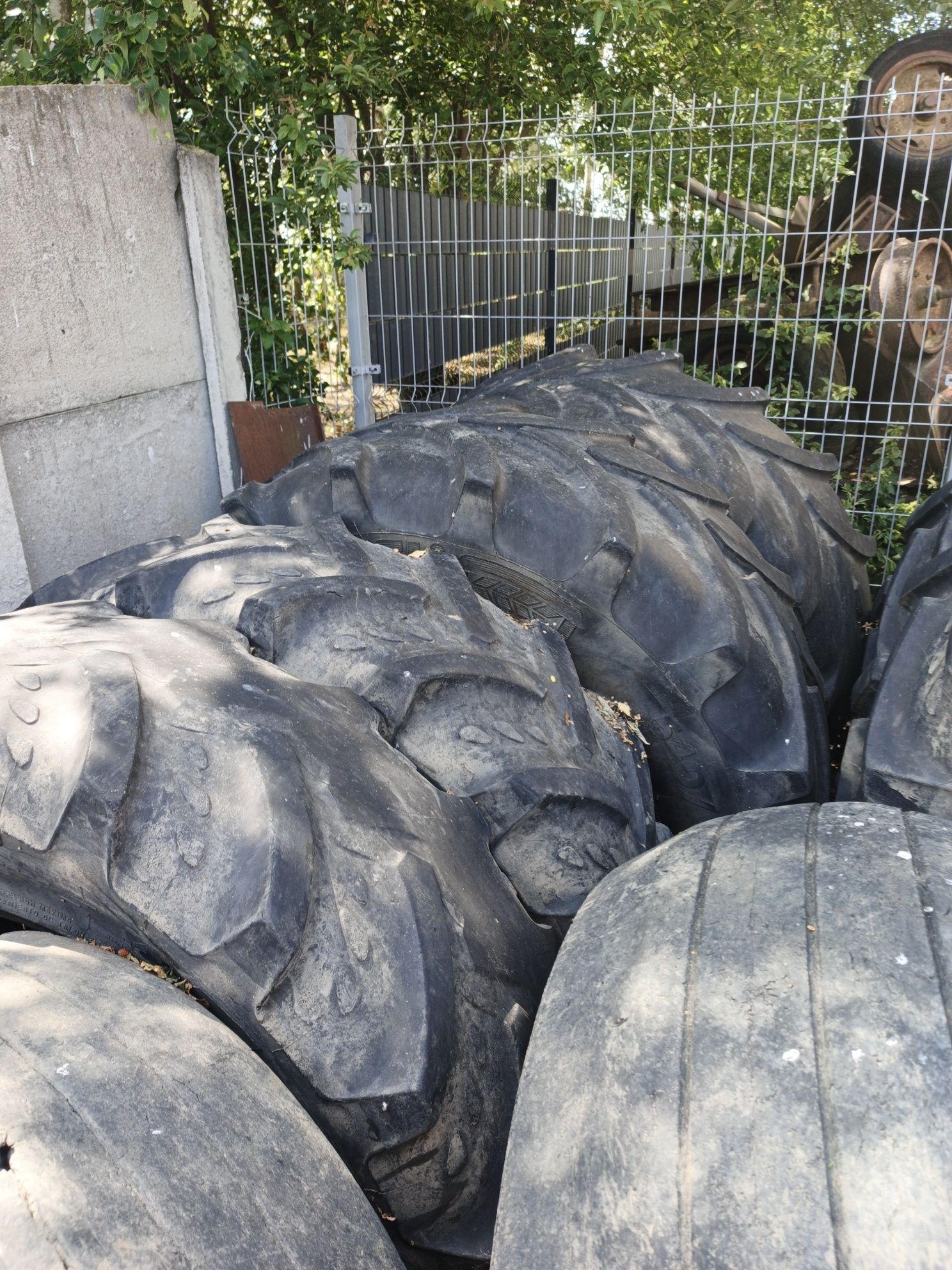 Opony rolnicze 520/70 R38 ,420/70 R38, 540/65 R28 montaż na miejscu