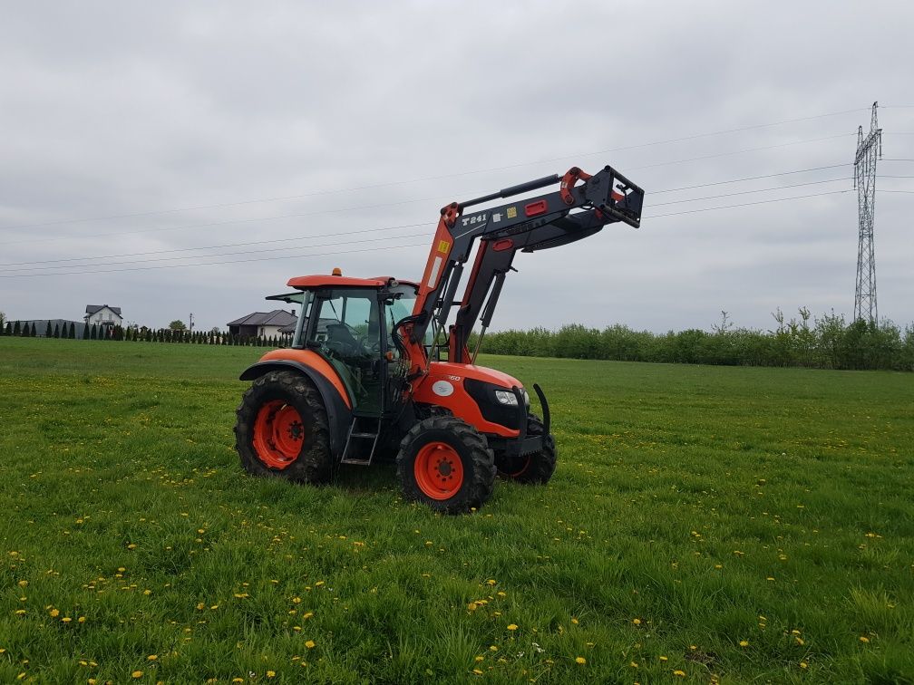 Kubota    M7060  M4