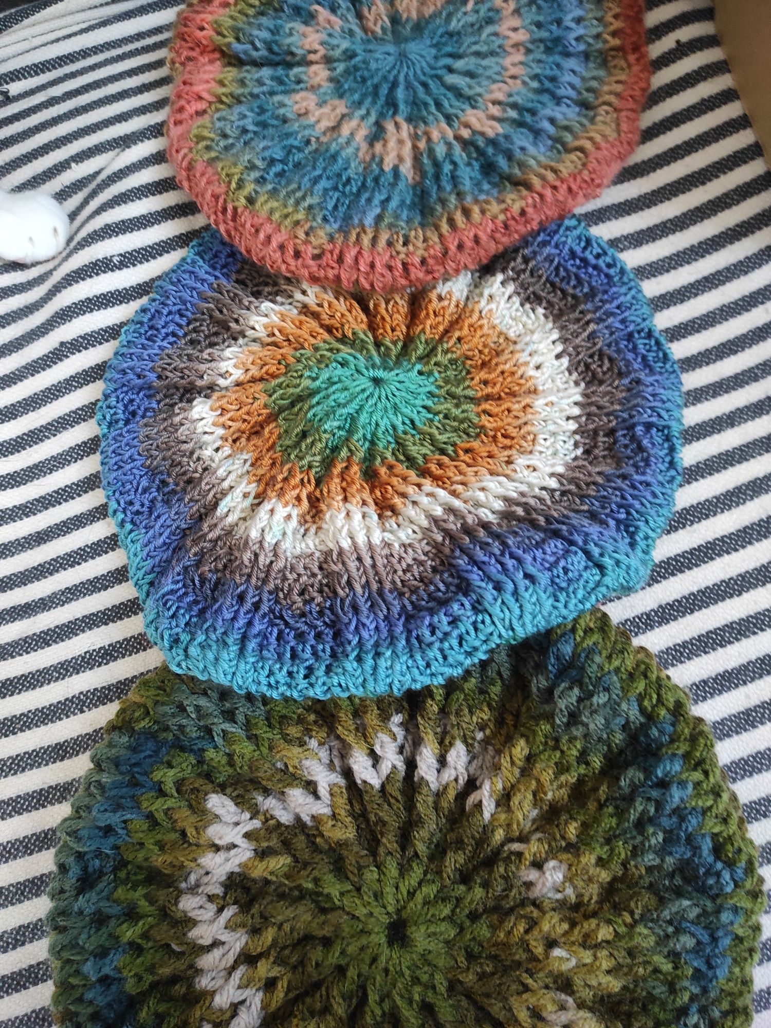 Boinas em crochet