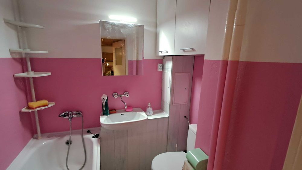 Wynajmę kawalerkę na parterze