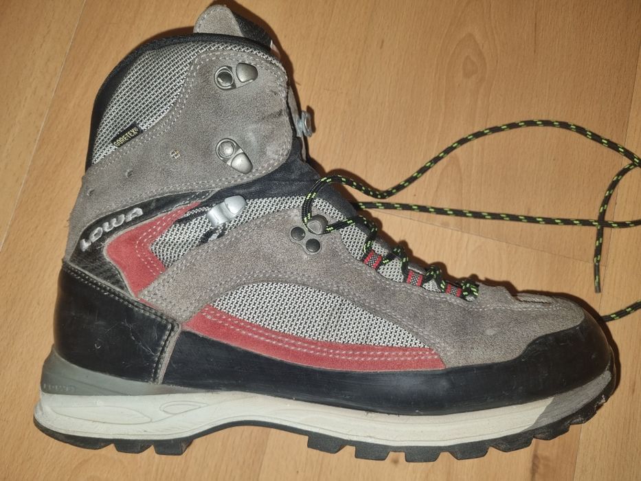 Buty firmy Lowa Terek GTX Ws