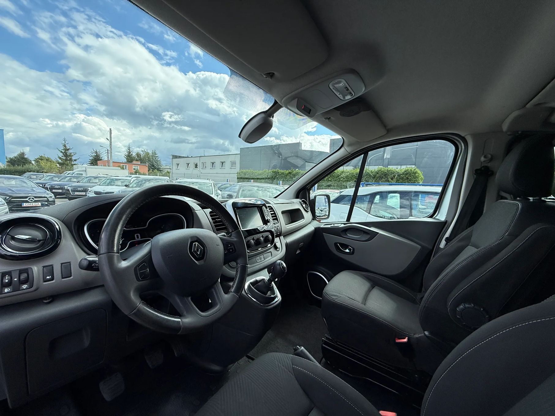 Renault Trafic Doka Navi TomTom Kamera Tempomat Klima Parktronic