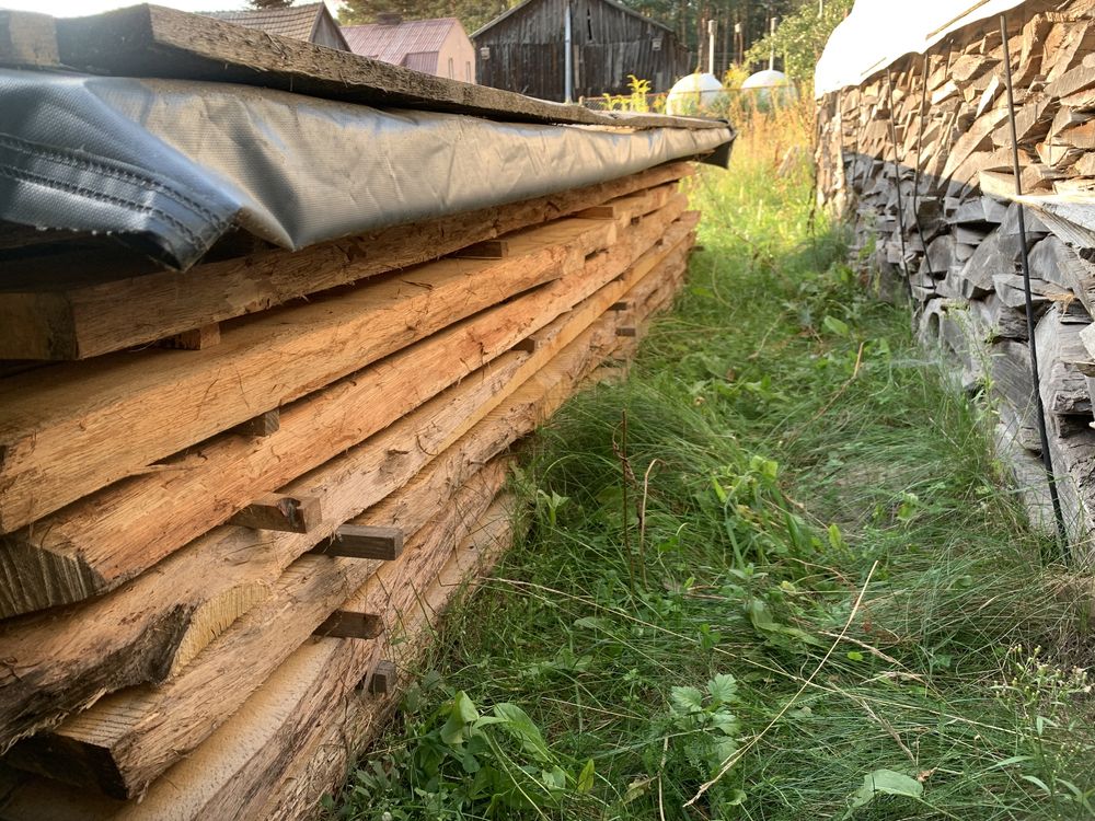 Tarcica dębowa w różnych rozmiarach