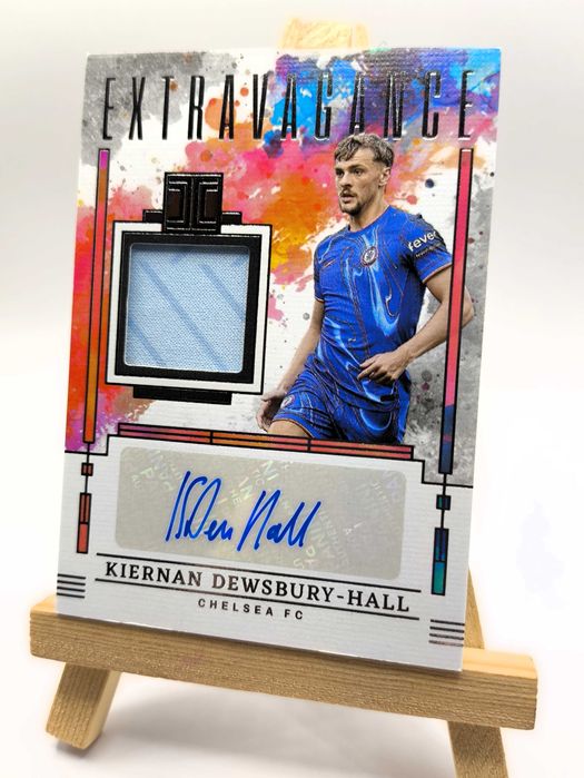 Panini Impeccable 2024/25 Kiernan Dewsbury-Hall Chelsea Autograf Patch