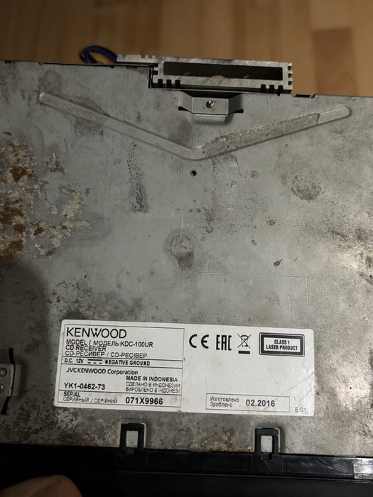 Магнитола Kenwood KDC 100UR