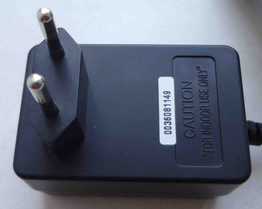 Блок питания SYN Switching adapter 5V 2.6A SYS1089-1305-W2E адаптер