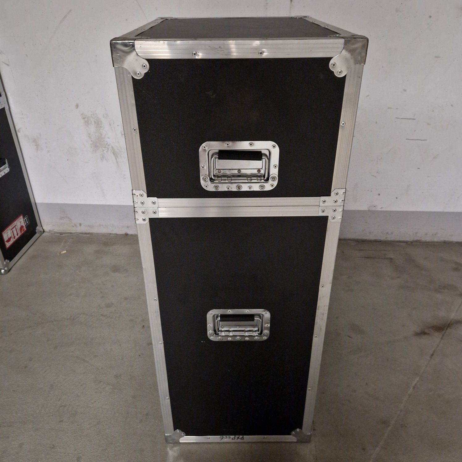 Case Skrzynia Tranportowa