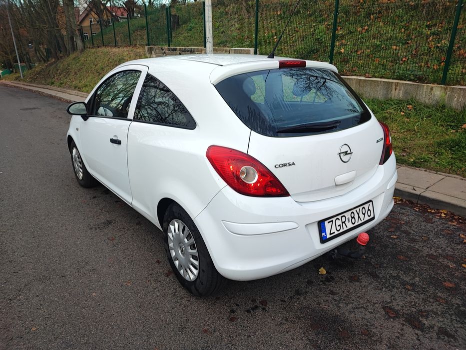 Opel Corsa D 1,0 benzyna 2009 rok zarejestr hak