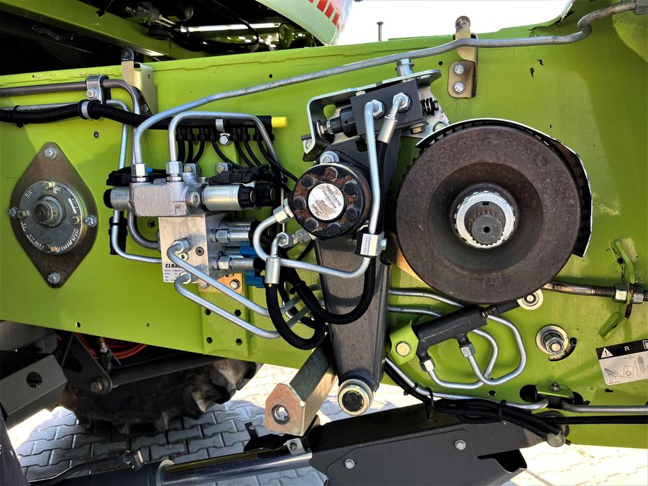 Комбайн Claas Lexion 750 2018 рік, 1603/889 мото/год