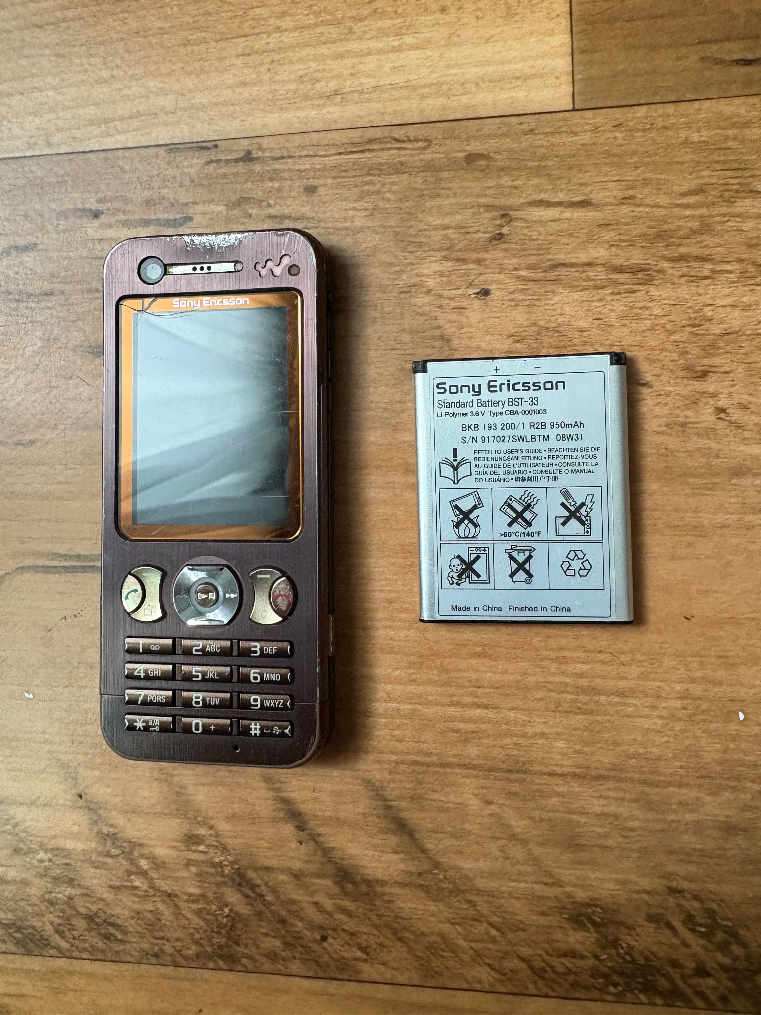 Sony Ericsson w890i