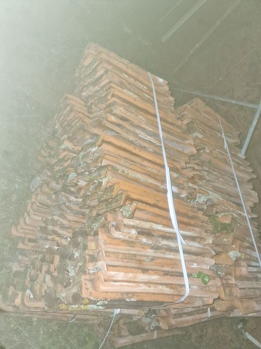 Telha Marselha e bom estado