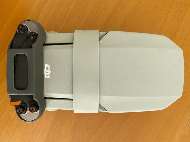DJI Combo Mini 2 Fly More - Drone dobrável ultraleve,  com câmera 4K.