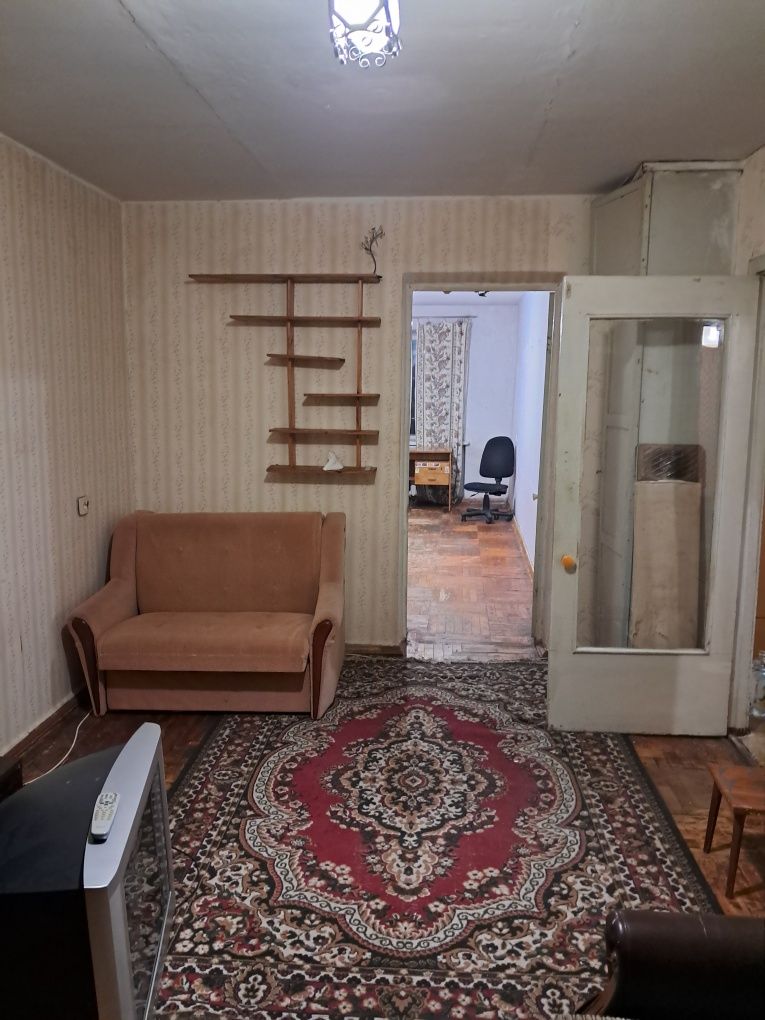 Продажа 2-х кімнатної квартиры по вул. Рельєфна