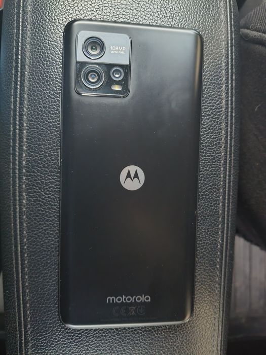 Продам или обмен смартфон motorola g72 8/128gb