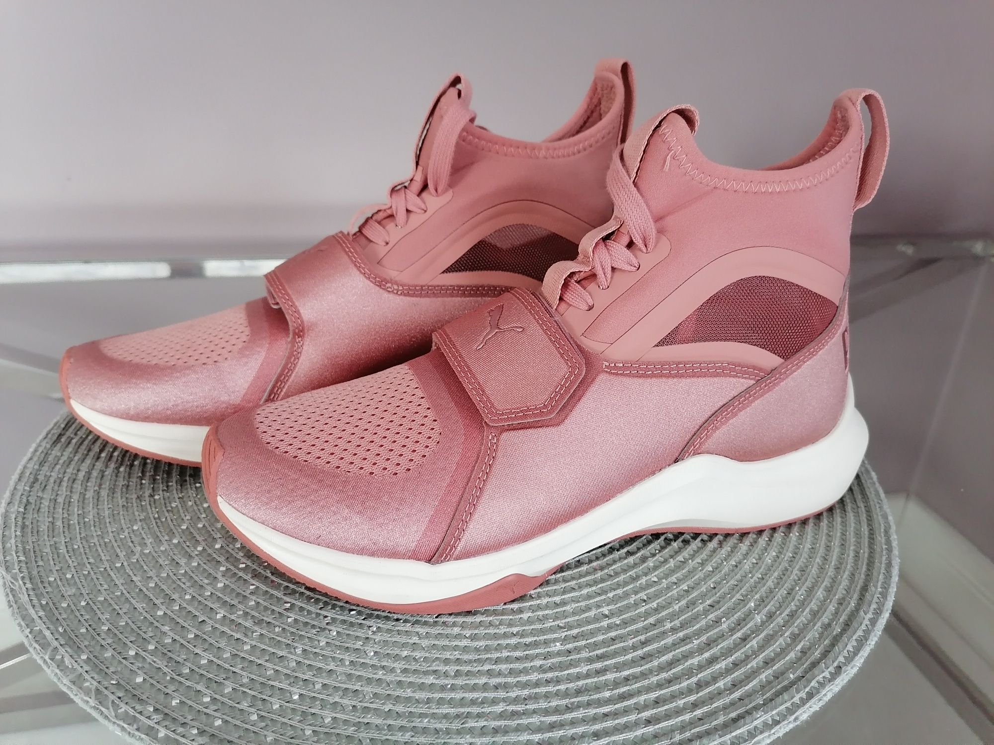 Adidasy, Obuwie treningowe Puma - Performanse PHENON (rozm. 38) różowe