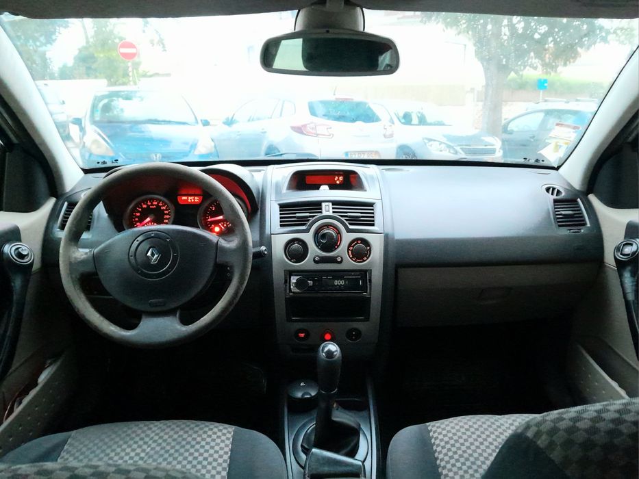 Renault Megane 1.4 Gasolina 2003