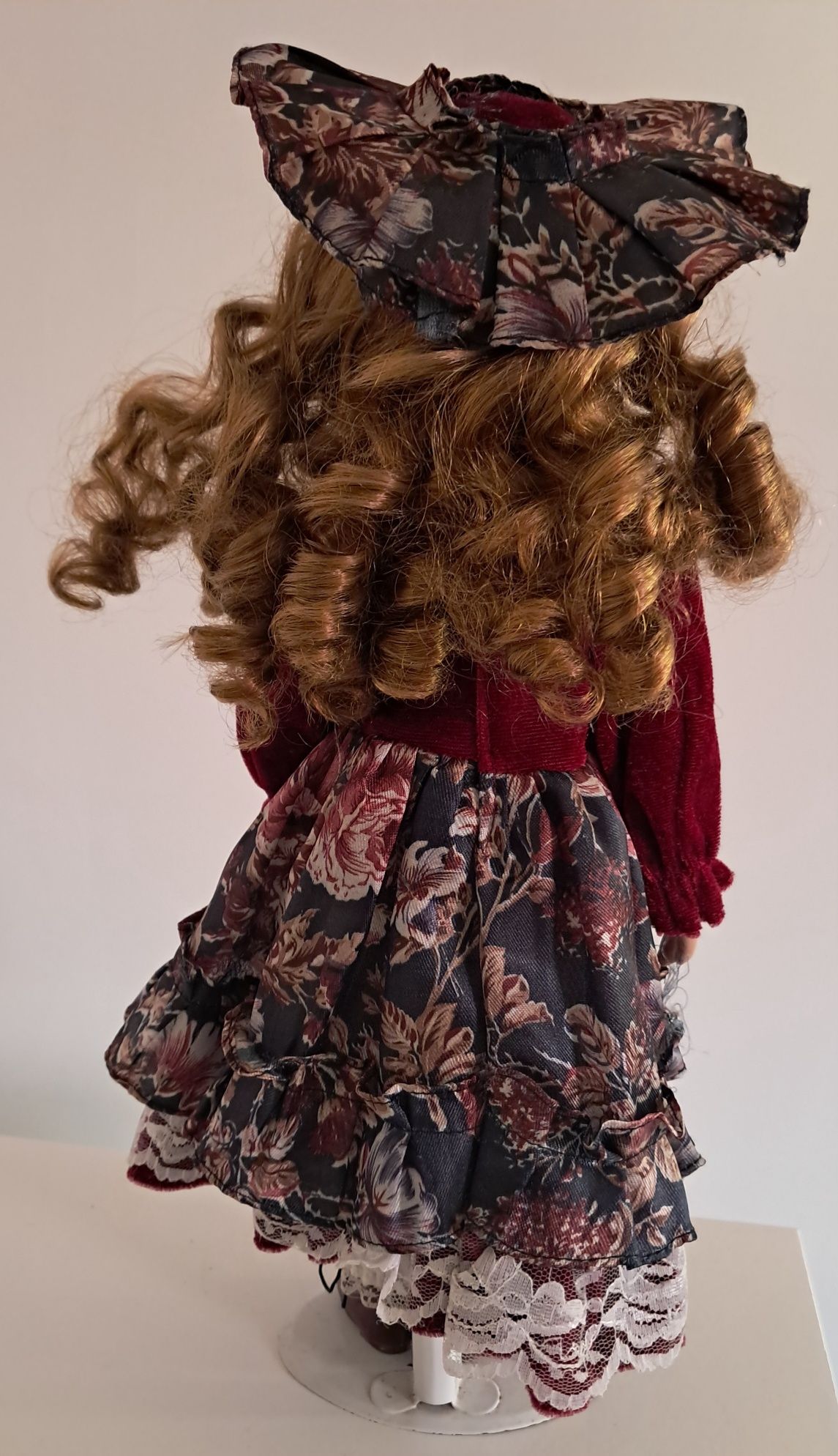 Boneca de porcelana