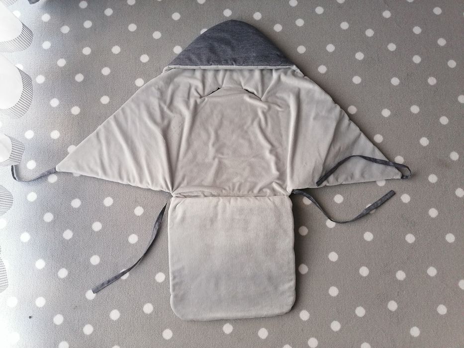 Otulacz śpiworek do fotelika wózka na sanki