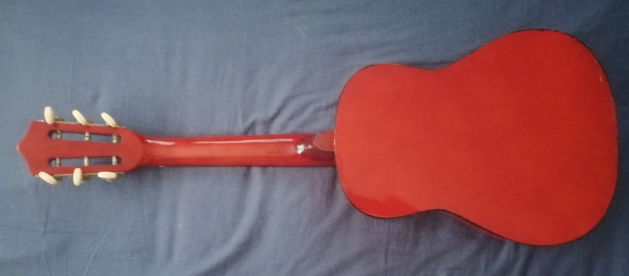 Guitarra clássica para criança