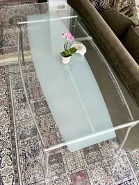 Szklany stół z chromowanymi nogami 180 na 85 cm