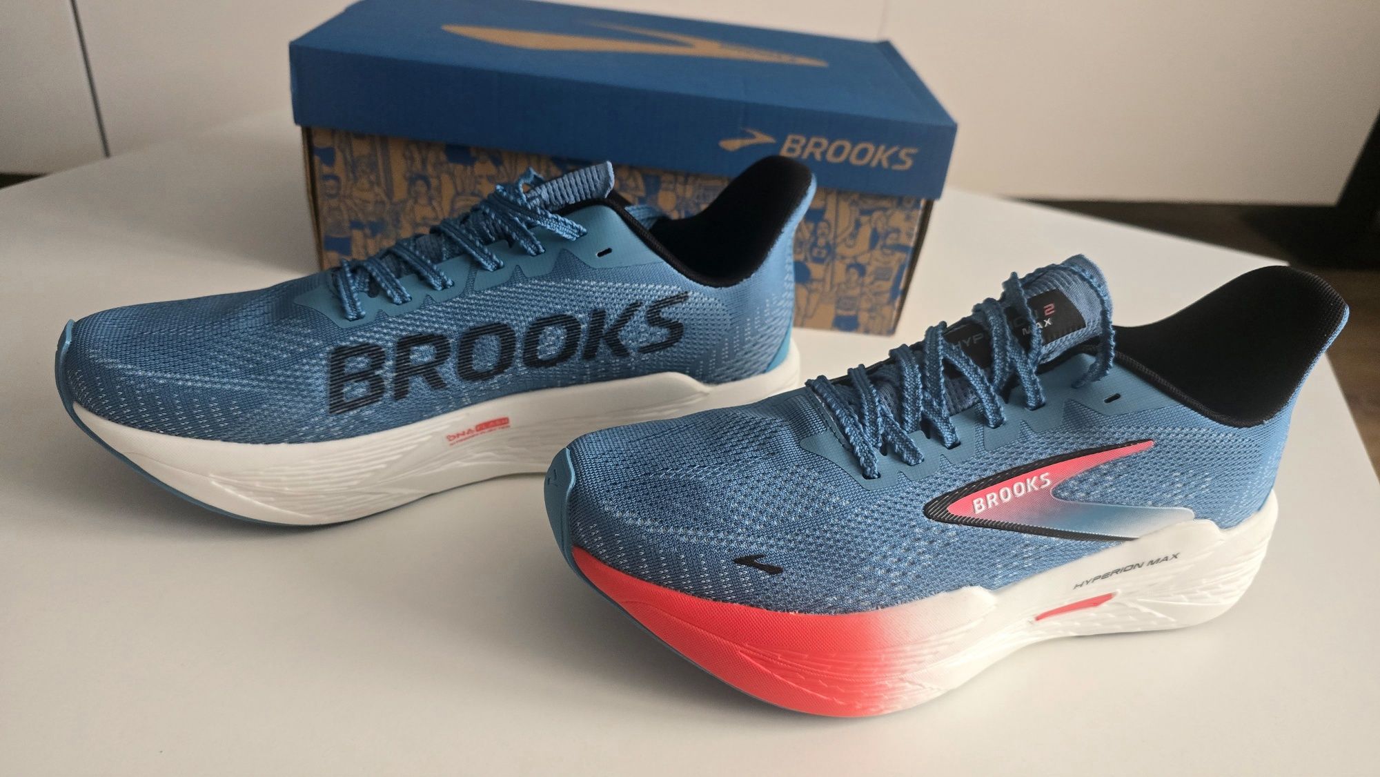 Brooks Hyperion Max 2