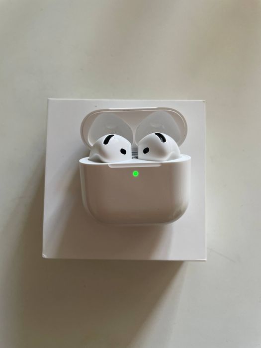 Наушники Apple Airpods 4