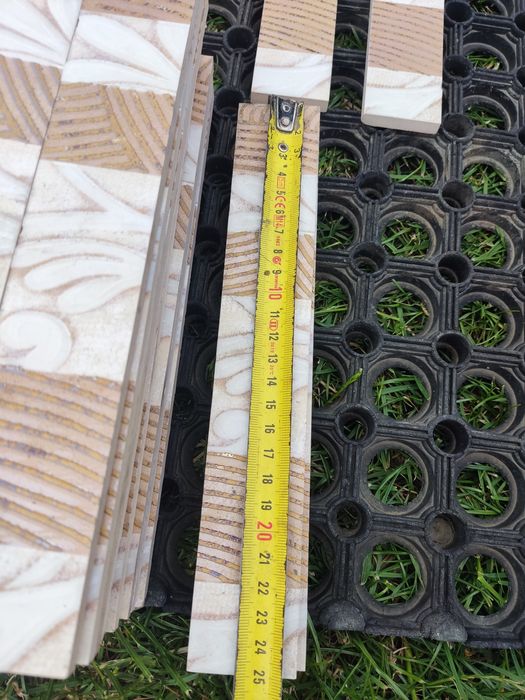 Płytki ozdobne paski 4 x 25 cm