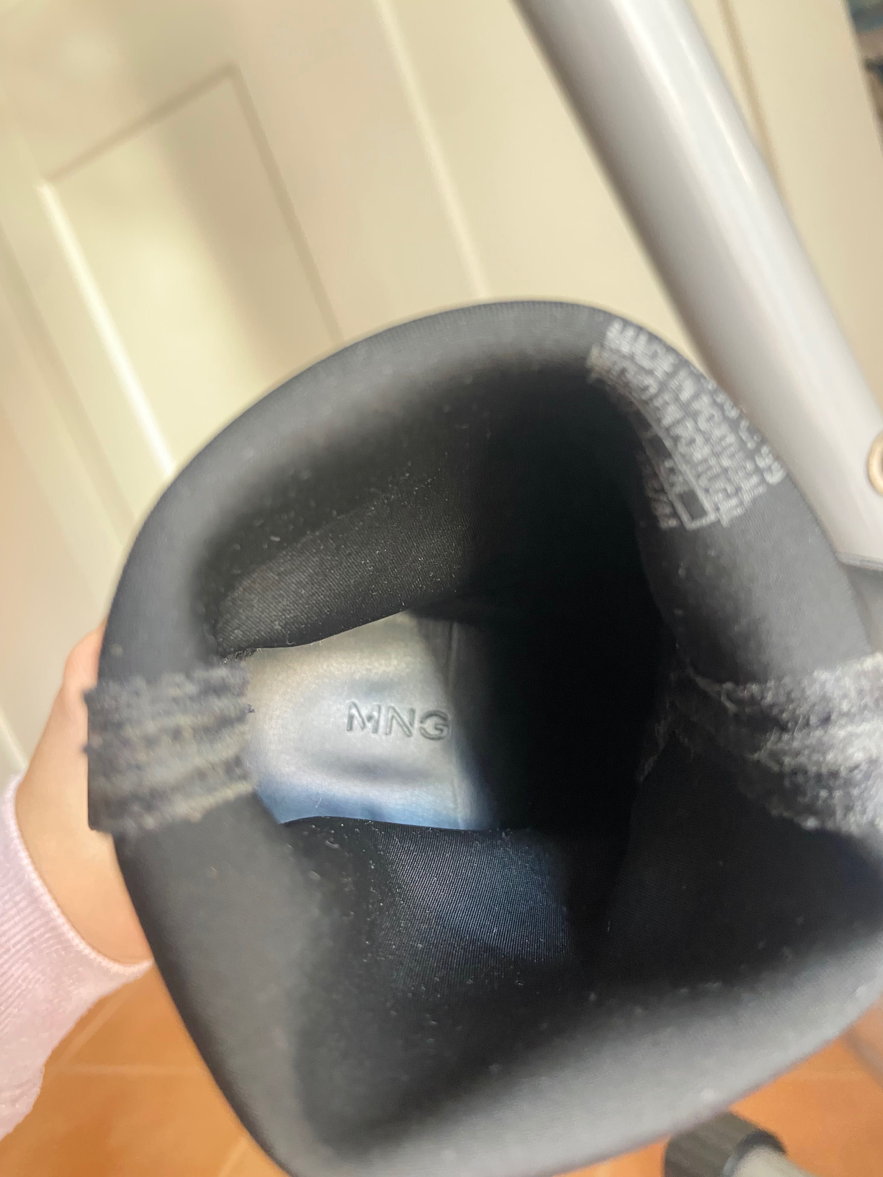 Botas preta Mango