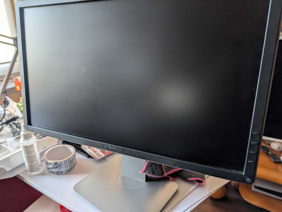 Monitor Dell  22’’ FullHD Pivot