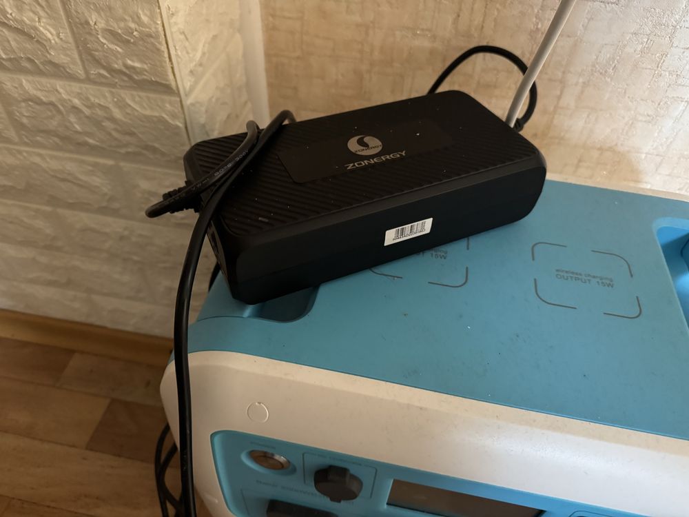 Зарядная станция Zonergy AC200P by Bluetti, 2150 Вт*ч електростанція