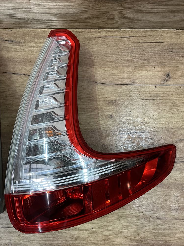 lampa/reflektor tylny lewy Renault Grand Scenic 3