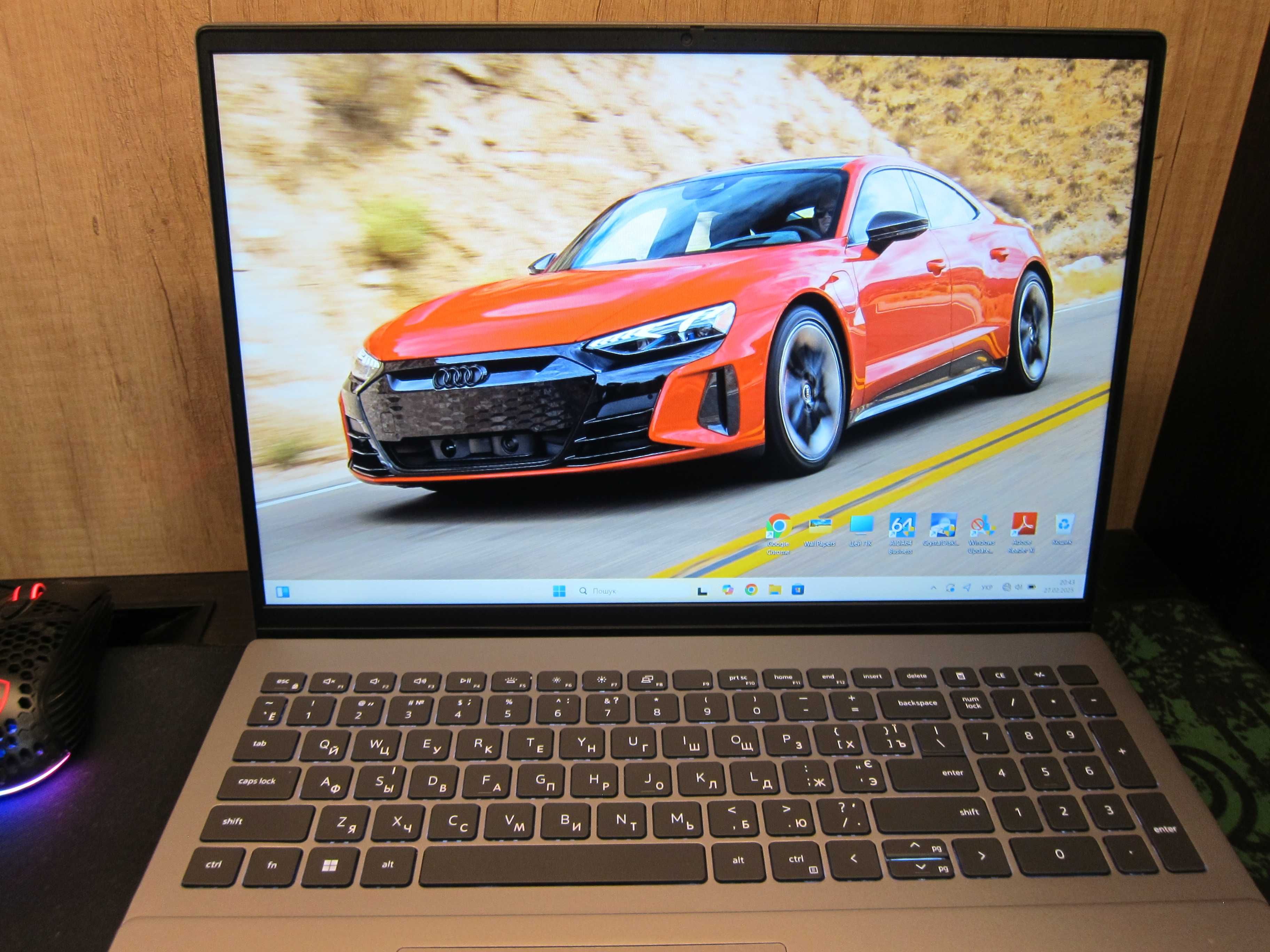 Dell Vostro 5620/Intel I5 12400P 12ядер 16потоков/Ram 16/ 15.6" IPSFHD