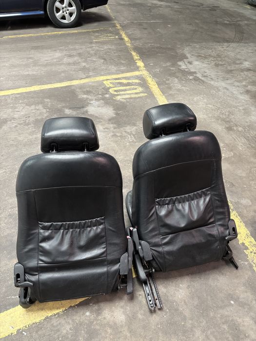 Bancos citroen saxo cup pele