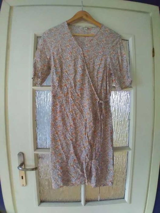 Kopertowa letnia sukienka wiskoza H&M kwiatki