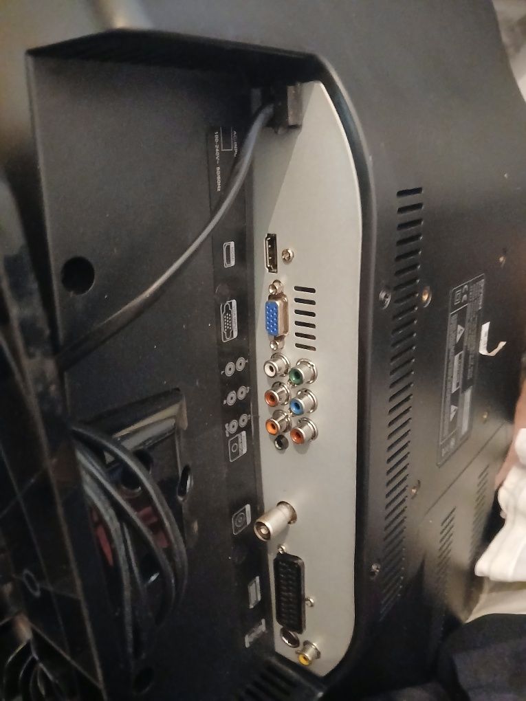 Telewizor Dyon vanguard 19