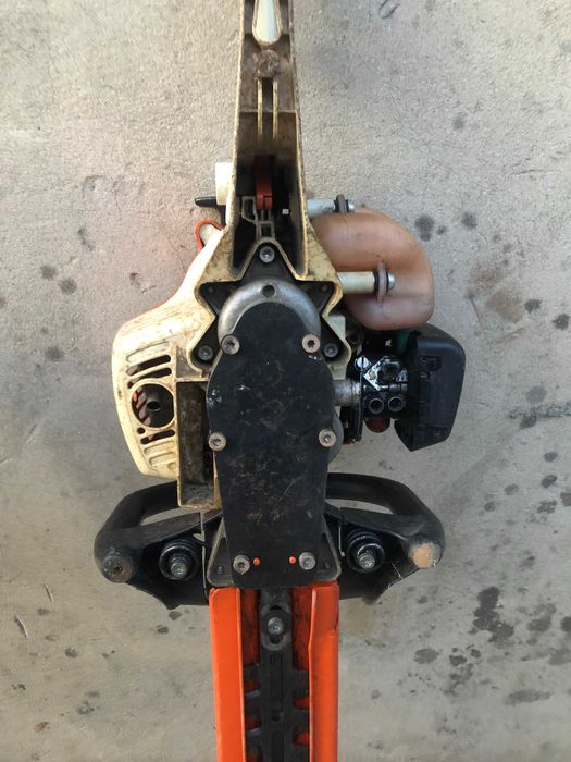 Corta Sebes a Gasolina HS 45 - 60CM Stihl