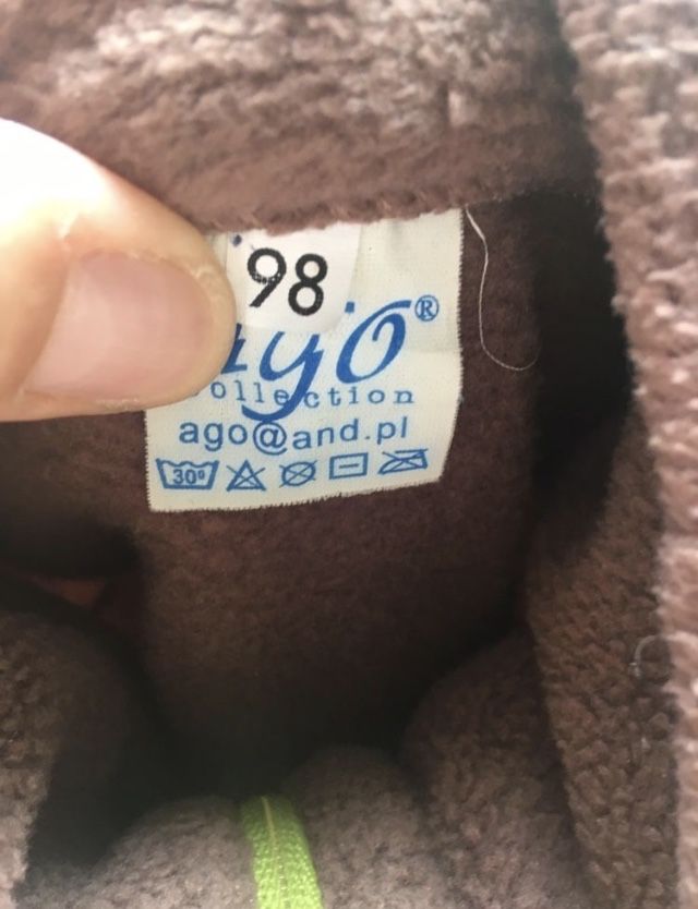 Cieply, gruby polar misio z odpinanym kapturem i stojka 92
