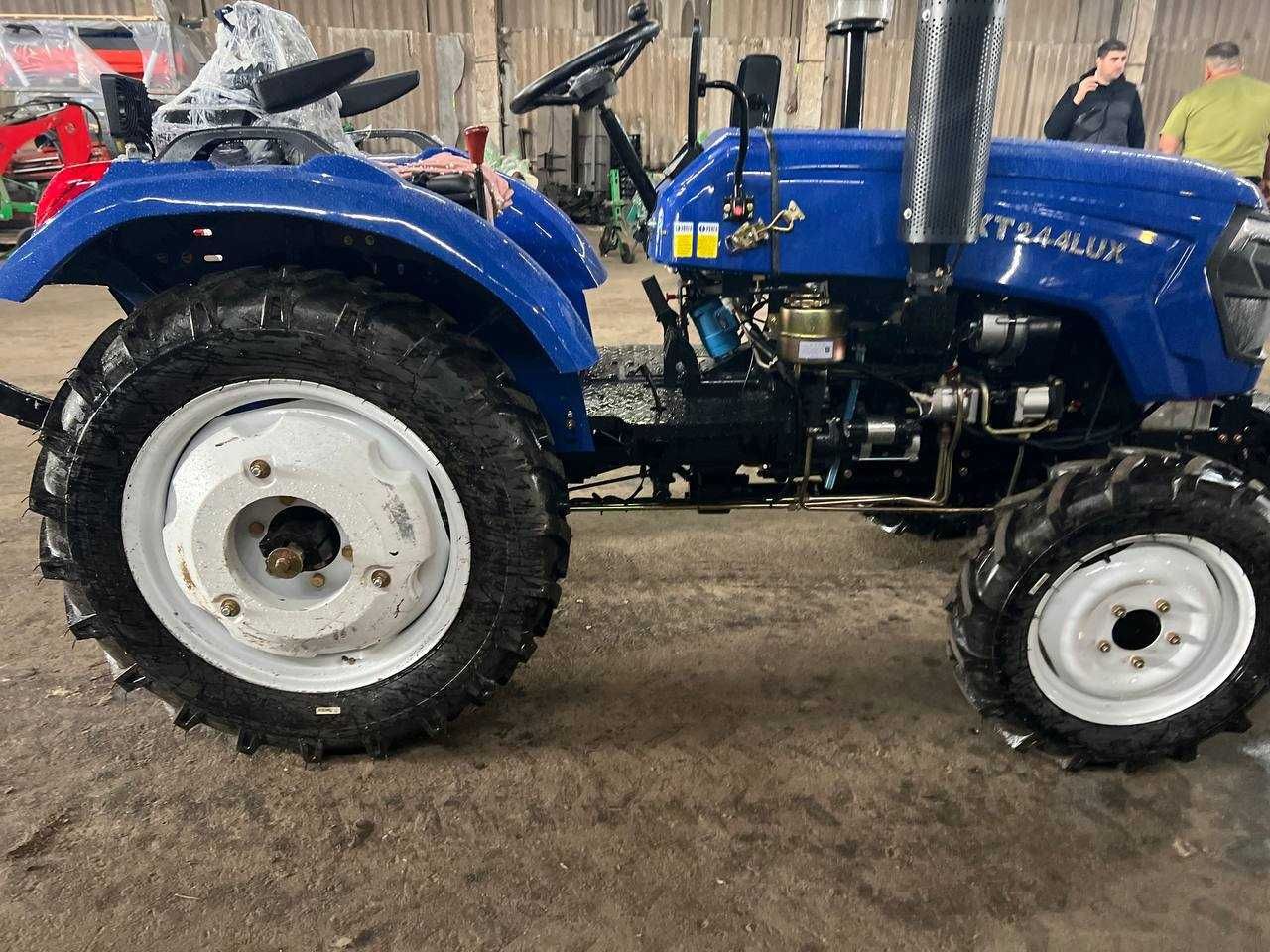 Мінітрактор Forte XT-244LUX Безкоштовна доставка прямо до вашого двору