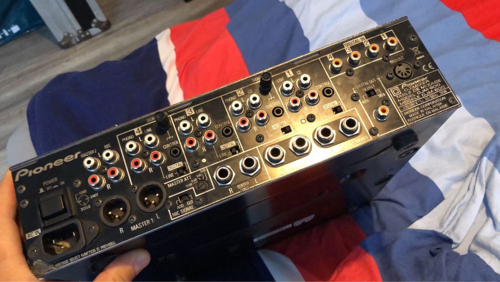 Pioneer DJM 800 mixer / mesa mistura