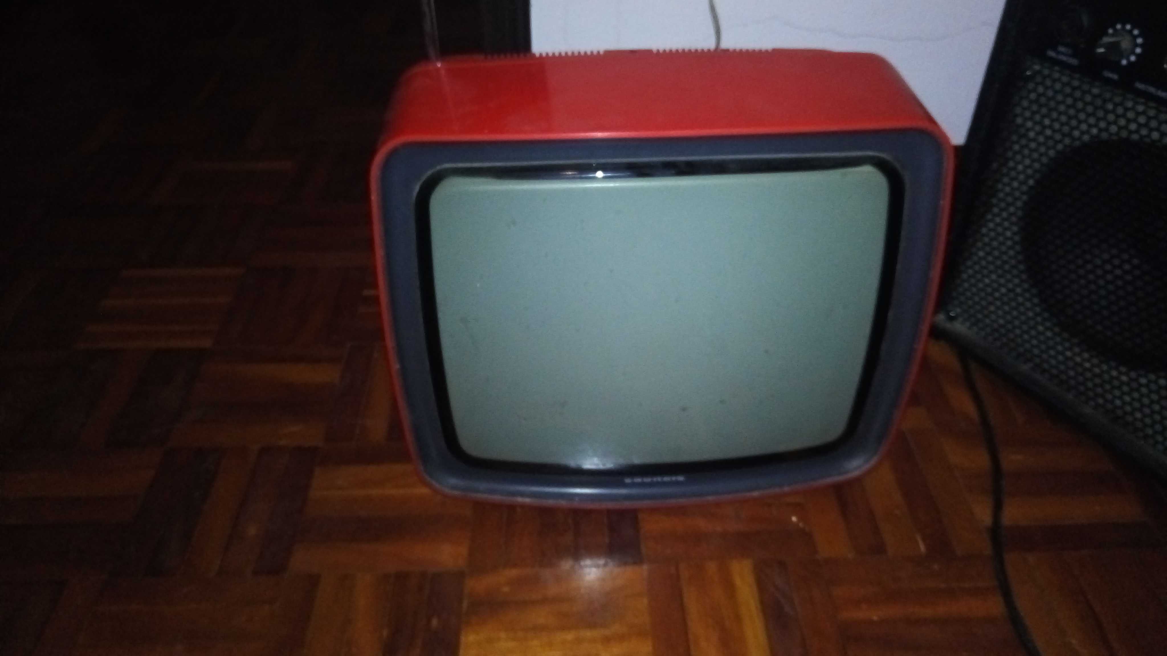 Televisões a funcionar