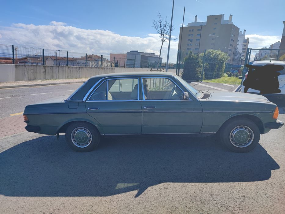 Mercedes Benz 300D