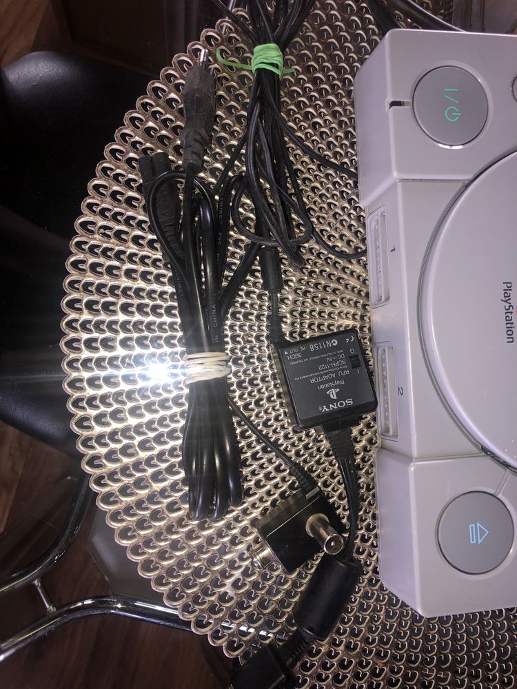 Konsola PS 1 stan idealny ! Sprawna !