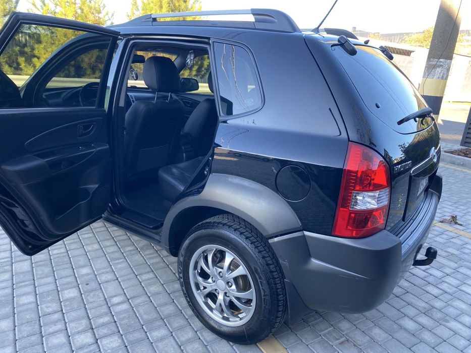 Hyundai Tucson 2007p.
