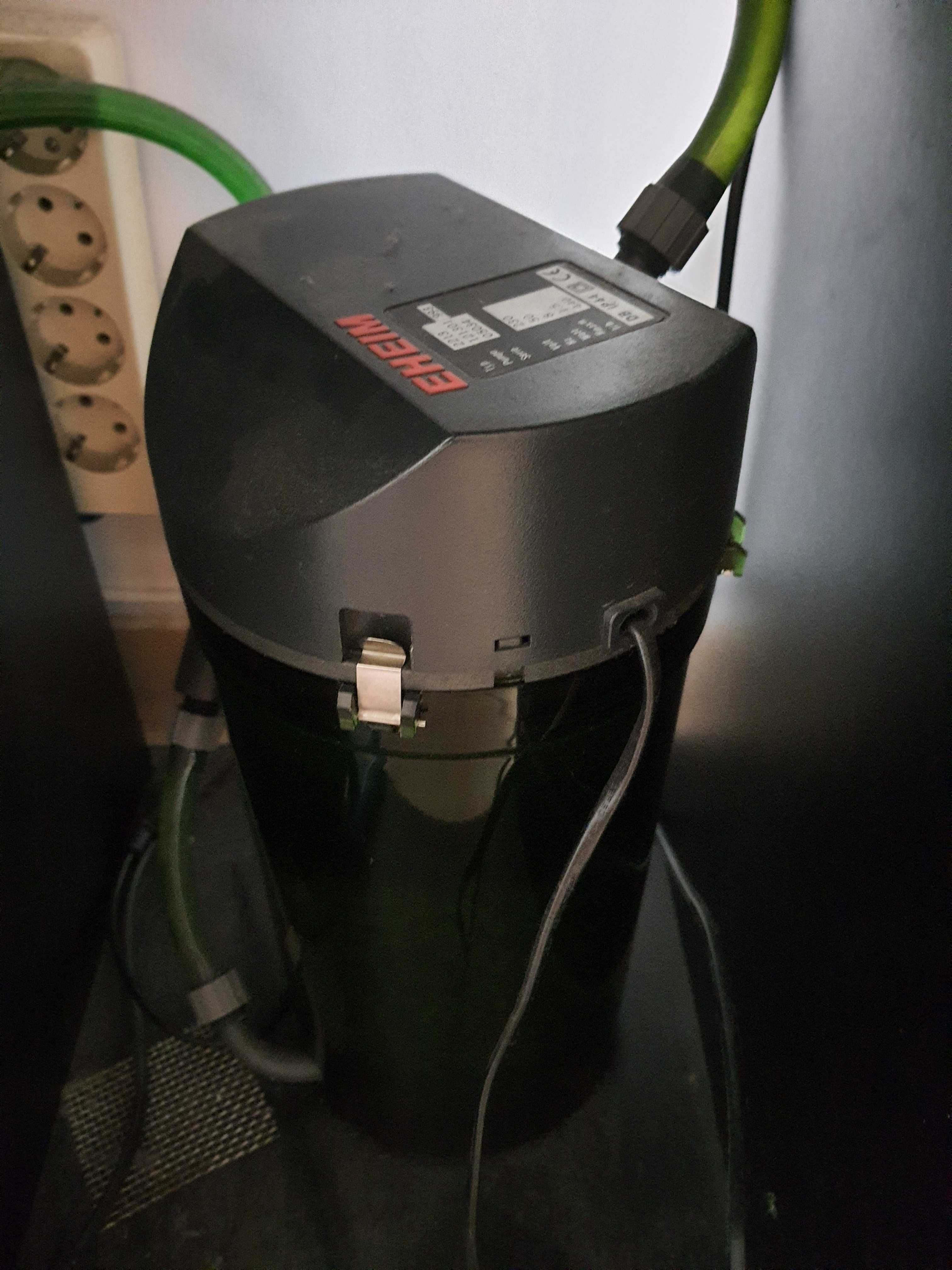 Aquario 80L com filtro externo e Móvel e outros